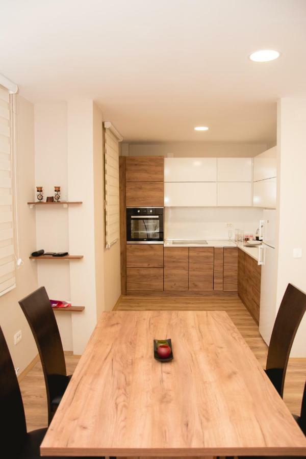 Vila Manuela Aparthotel Gevgelija Ngoại thất bức ảnh