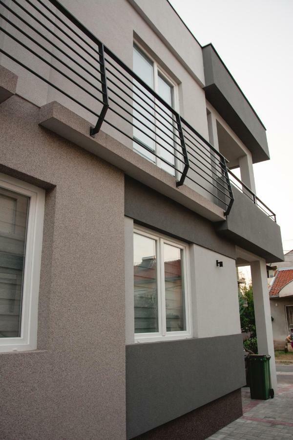 Vila Manuela Aparthotel Gevgelija Ngoại thất bức ảnh