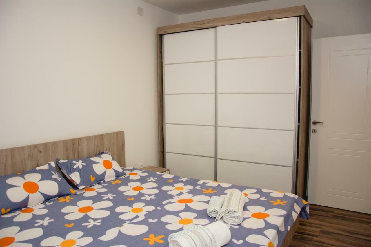 Vila Manuela Aparthotel Gevgelija Ngoại thất bức ảnh