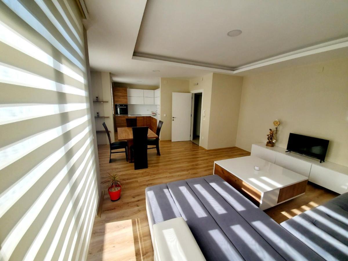 Vila Manuela Aparthotel Gevgelija Ngoại thất bức ảnh